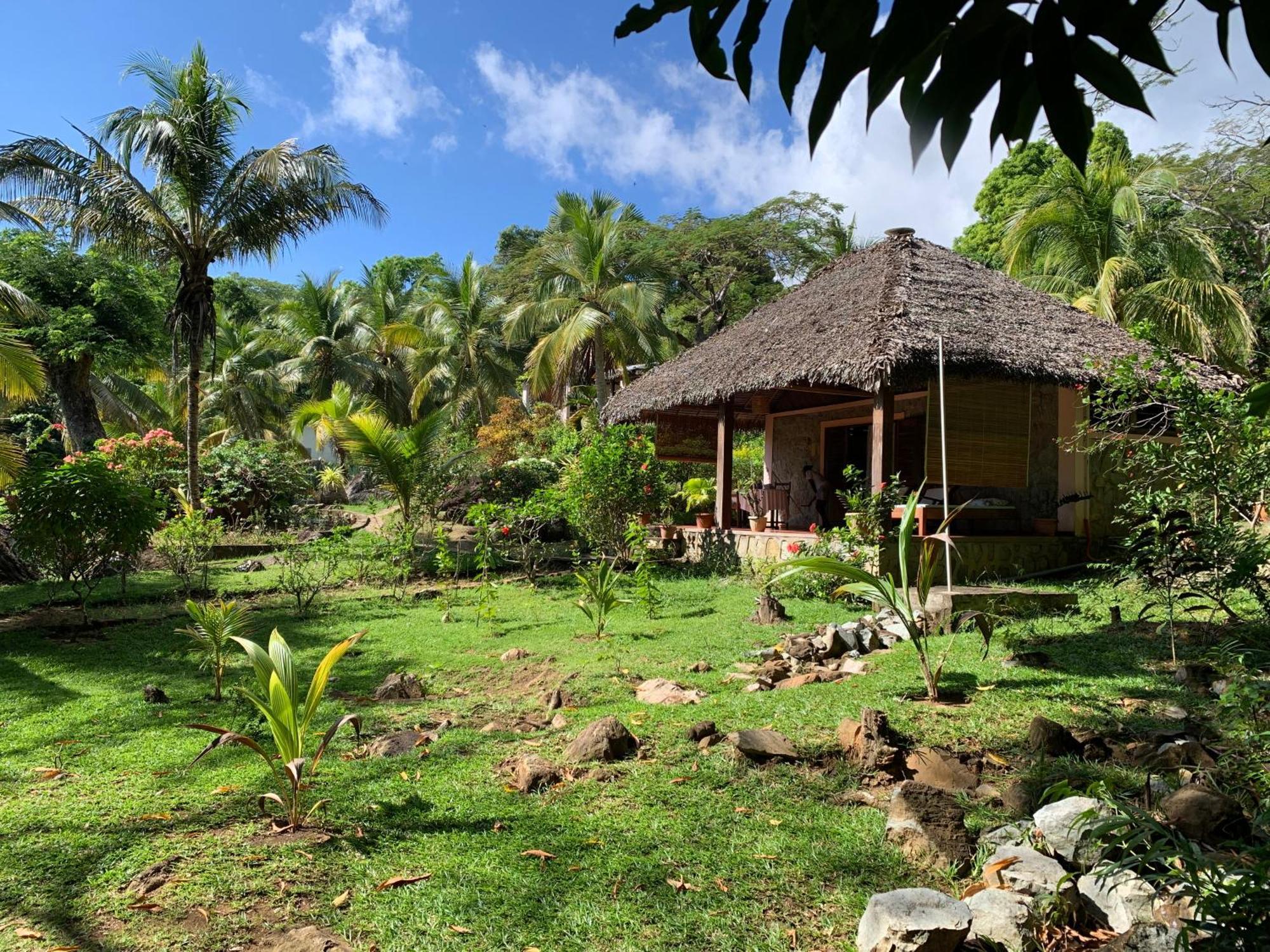 Les Jardins D'Ankify Bed & Breakfast Andimaka Exterior photo