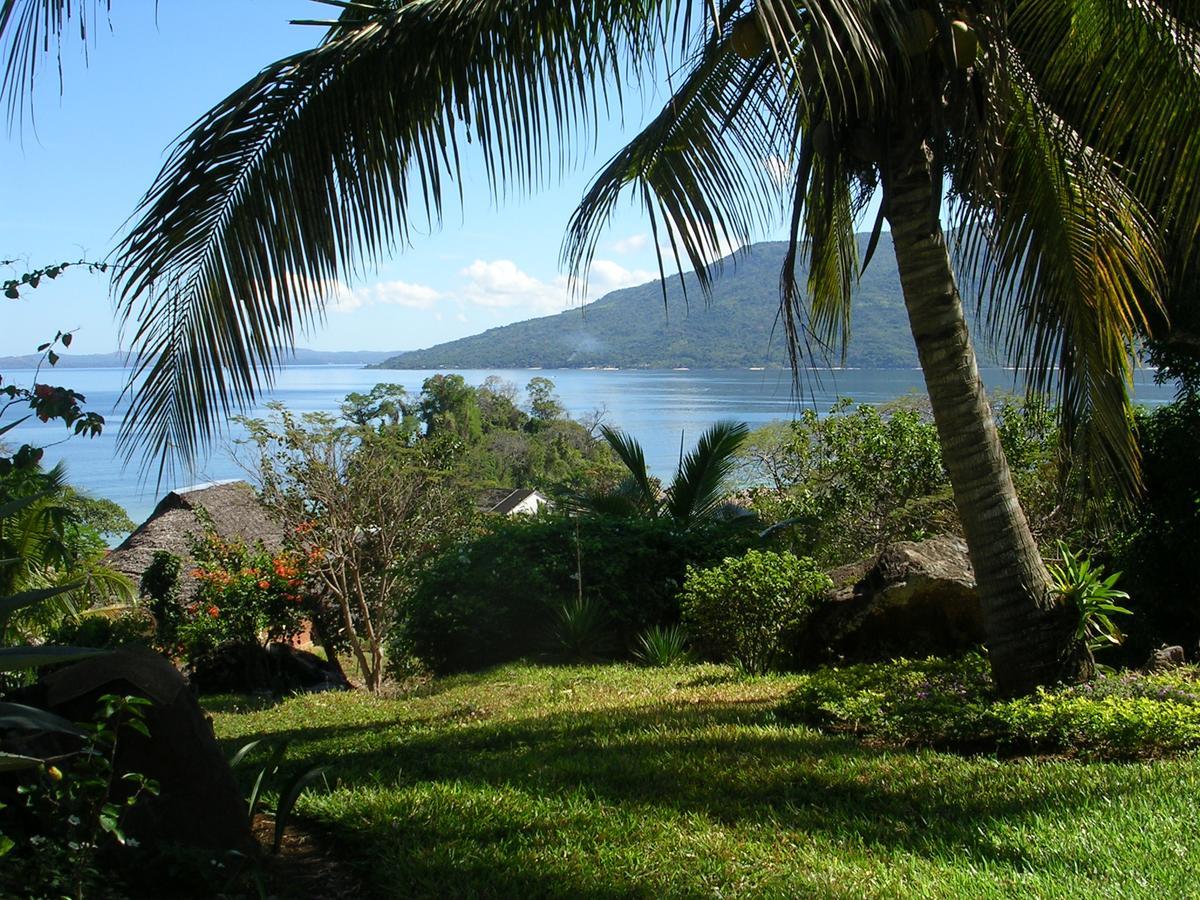 Les Jardins D'Ankify Bed & Breakfast Andimaka Exterior photo